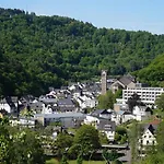 Schenk Schmitz *