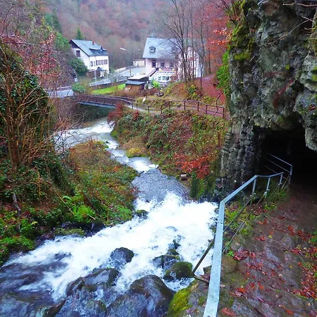 Schenk Schmitz * Bad Bertrich